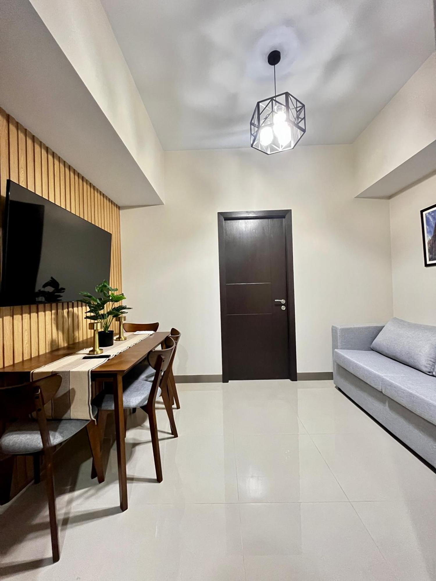 Park Mckinley West Bgc Apartment Taguig Esterno foto