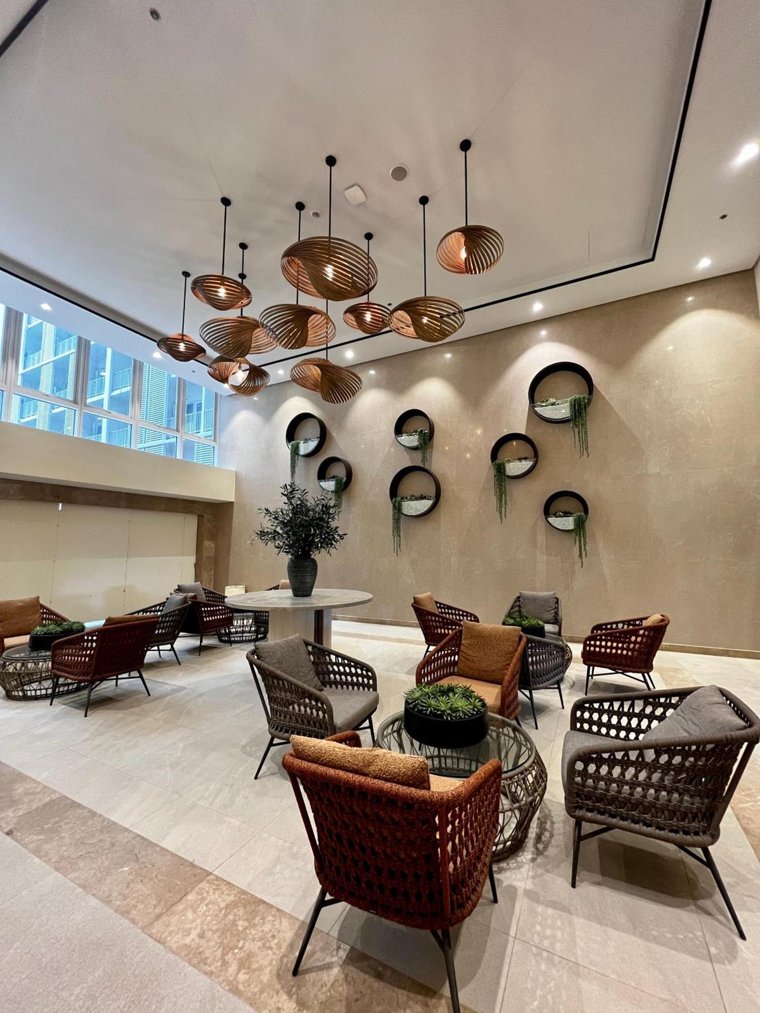 Park Mckinley West Bgc Apartment Taguig Esterno foto